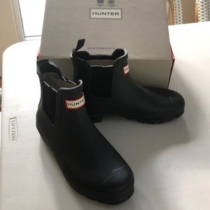NWT Women’s Hunter Chelsea Boot Black